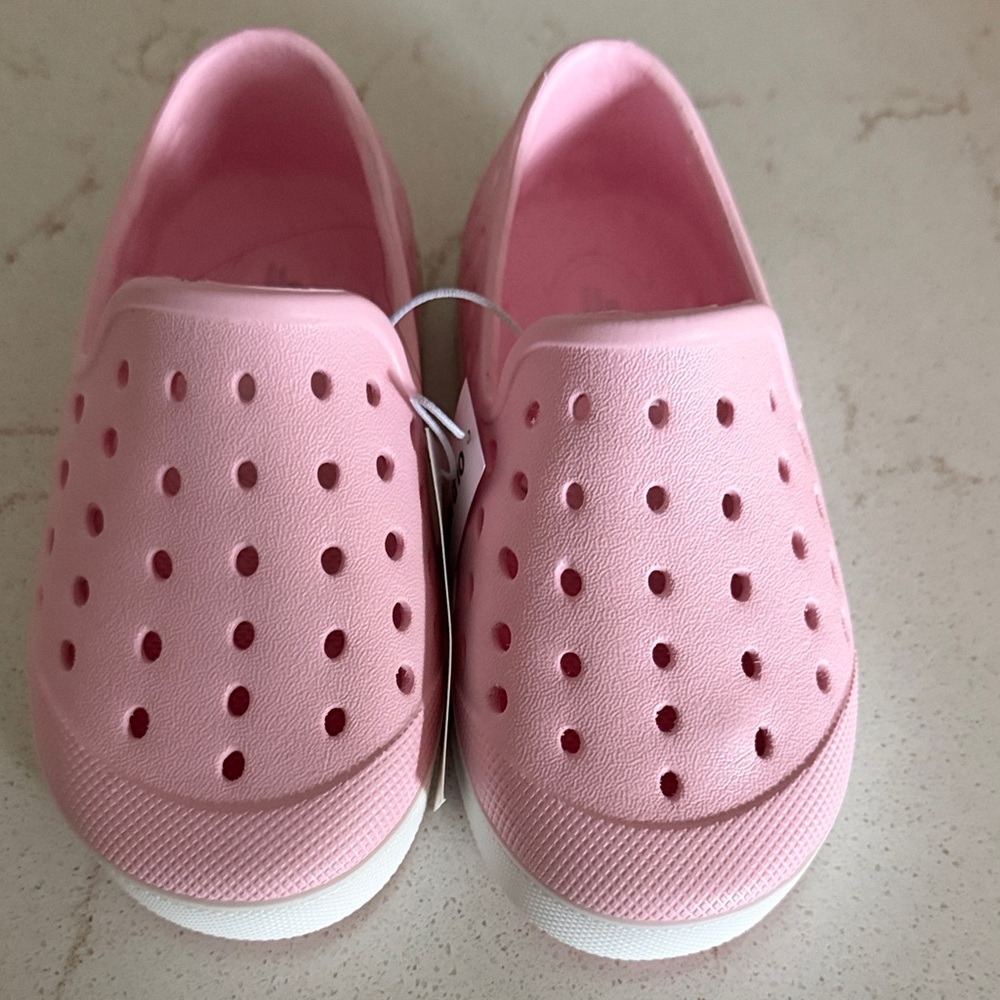 Old Navy Pink Toddler Girls Slip On Shoe